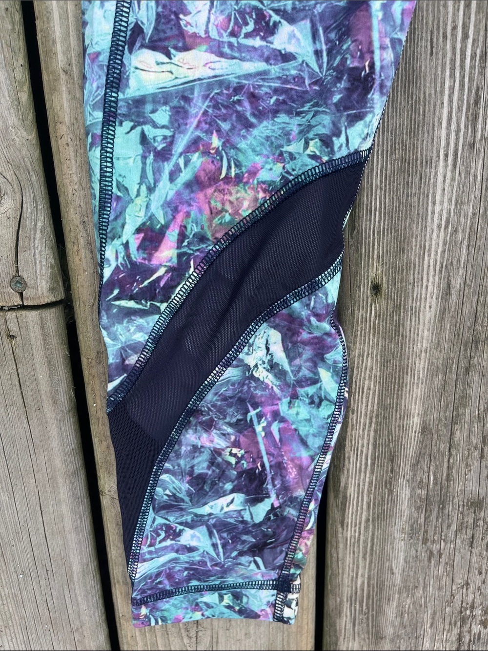 Lululemon Inspire Tight II *Full-On Luxtreme (Mesh) Iridescent Multi Size 8 - Picture 7 of 12